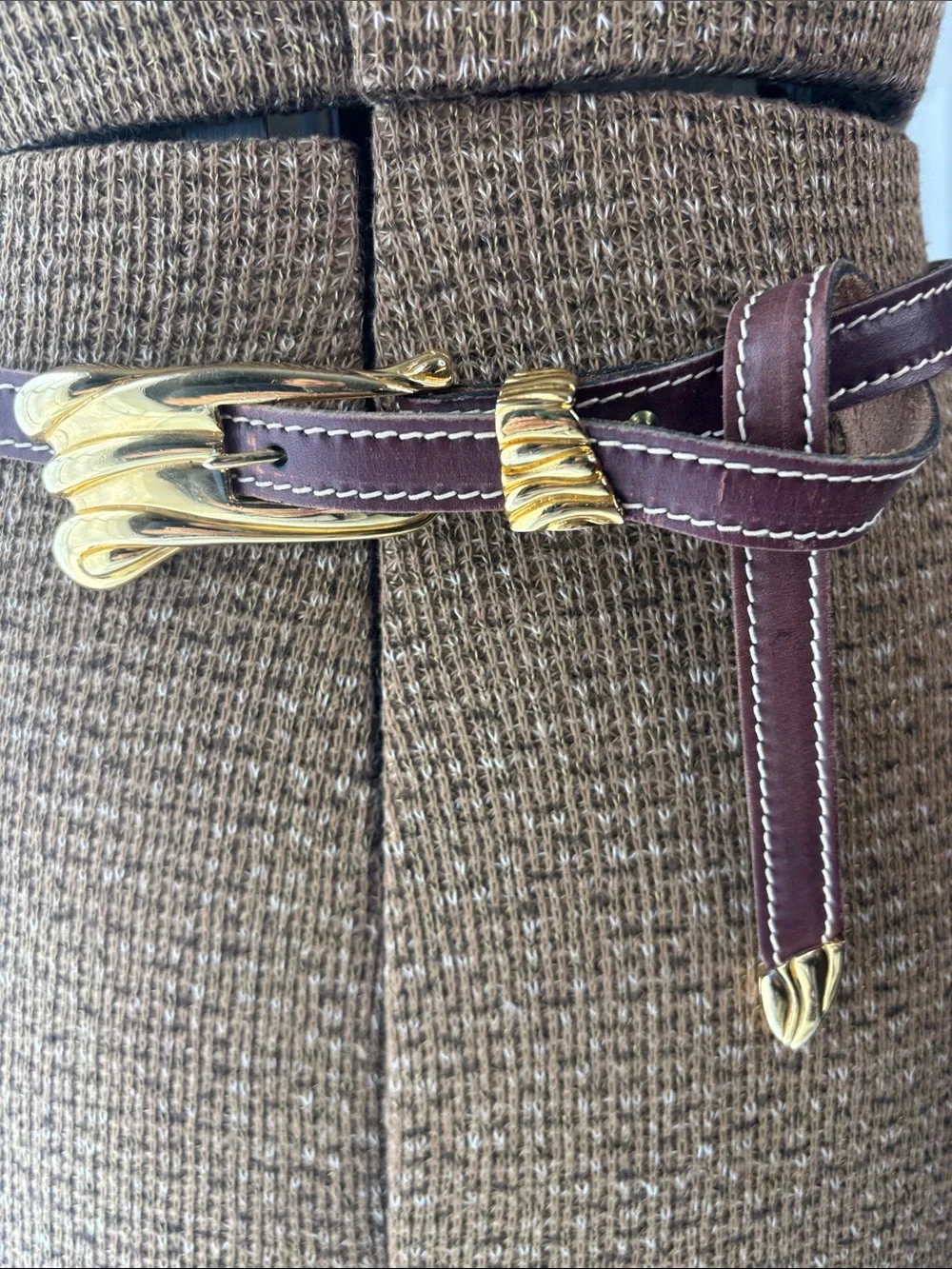 VTG 1983 Calderon Brown Leather Belt with Gold-Tone Sculpted Buckle